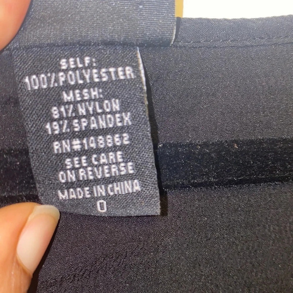 Torrid crepe mesh dot flutter sleeve peplum  blouse - Picture 11 of 12